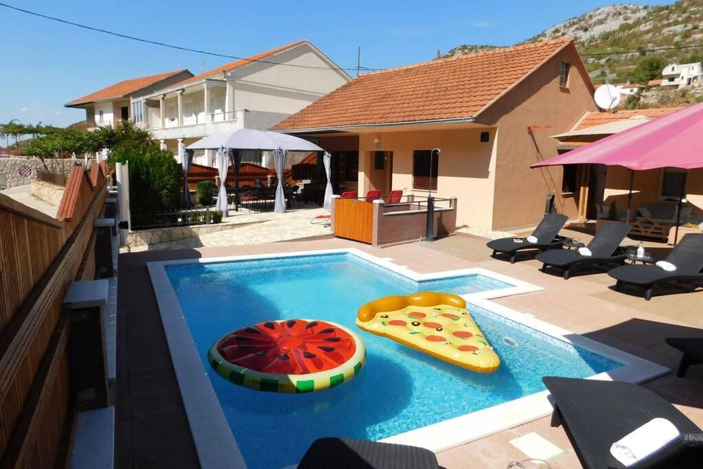 Holiday Home Jass Near Makarska Zagvozd Luaran gambar