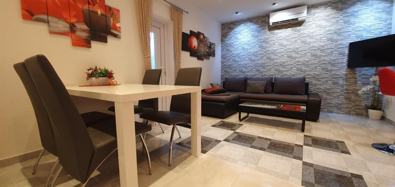 Holiday Home Jass Near Makarska Zagvozd Luaran gambar