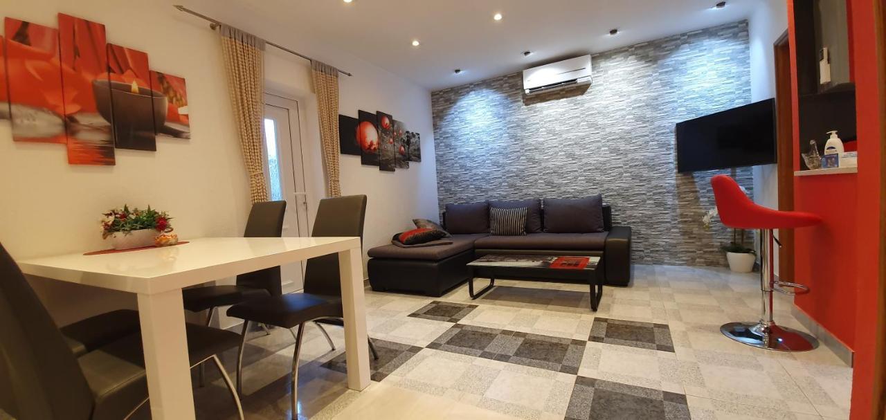 Holiday Home Jass Near Makarska Zagvozd Luaran gambar