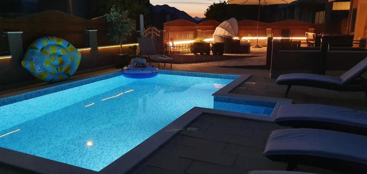 Holiday Home Jass Near Makarska Zagvozd Luaran gambar