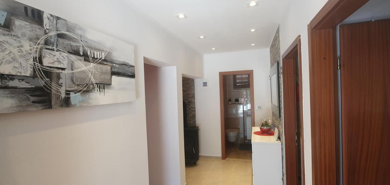 Holiday Home Jass Near Makarska Zagvozd Luaran gambar