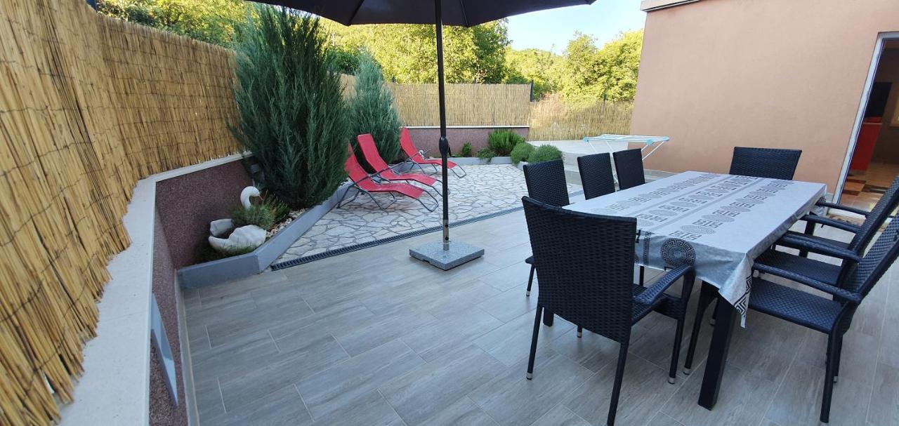 Holiday Home Jass Near Makarska Zagvozd Luaran gambar